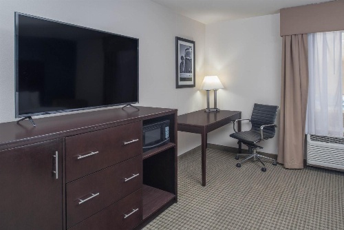 La Quinta Inn & Suites by Wyndham Moscow-Pullman image 3